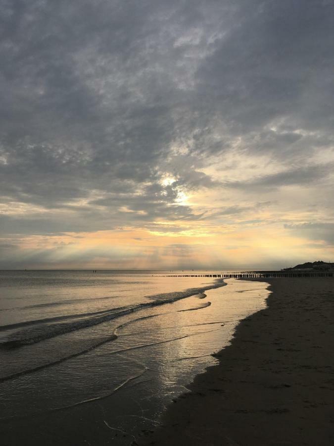 Appartement Aan Het Strand De Zeemeermin Zoutelande Eksteriør billede